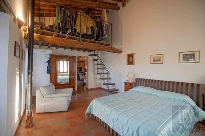 Image No.35-Ferme de 4 chambres à vendre à Perugia