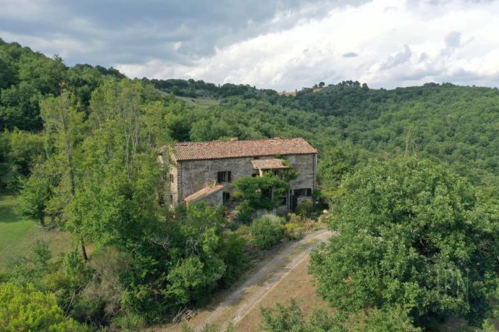Image No.21-Ferme de 6 chambres à vendre à Monte Santa Maria Tiberina