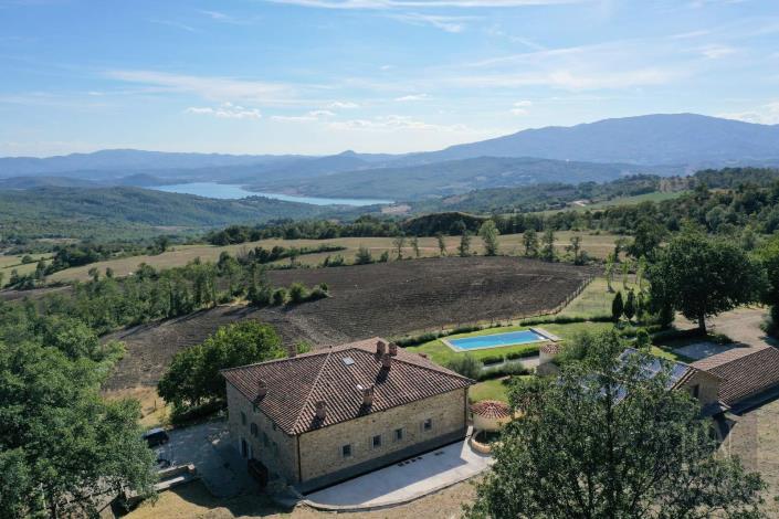 Image No.6-8 Bed Villa for sale