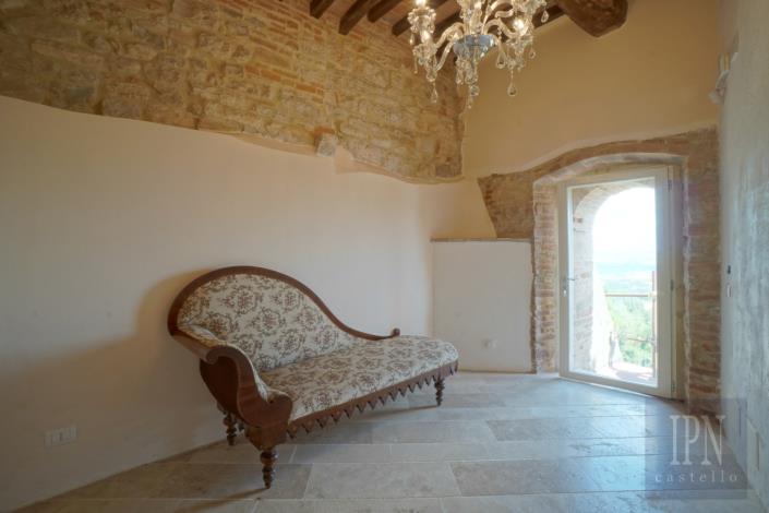 Image No.9-3 Bed Townhouse for sale