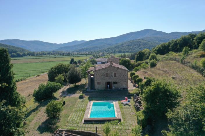 Image No.3-6 Bed Farmhouse for sale