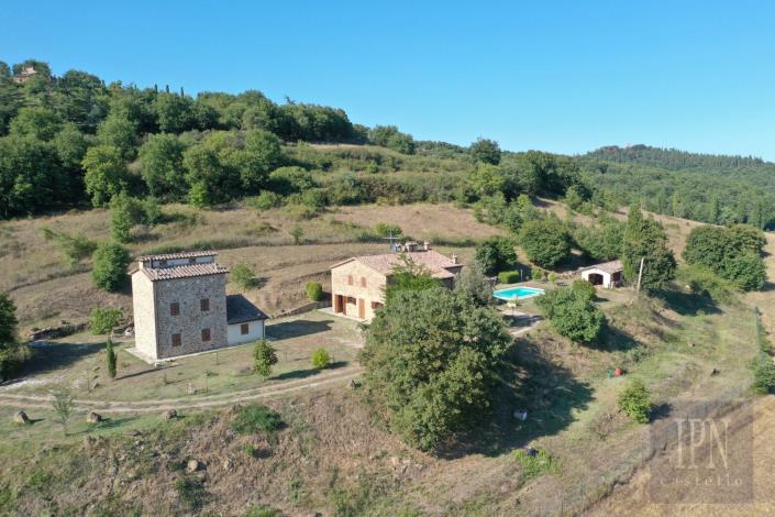 Image No.6-6 Bed Farmhouse for sale