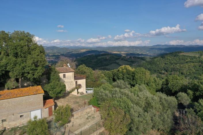 Image No.4-Ferme de 5 chambres à vendre à Umbertide
