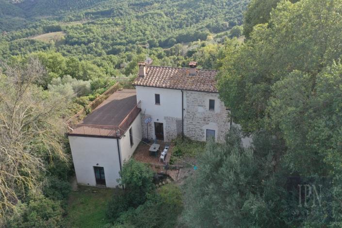 Image No.3-Ferme de 5 chambres à vendre à Umbertide