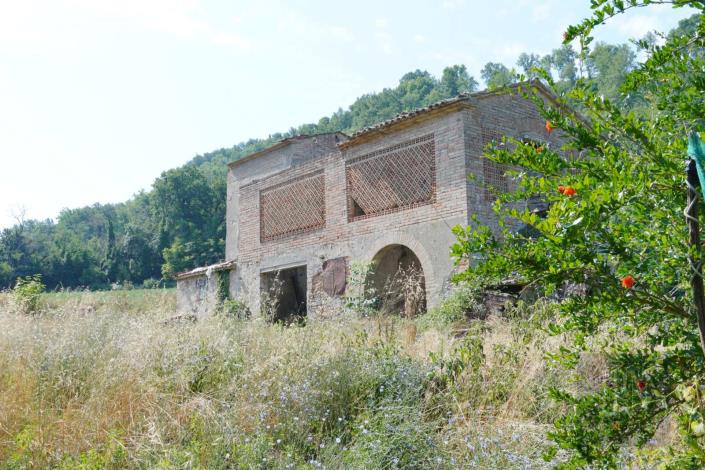 Image No.11-7 Bed House for sale