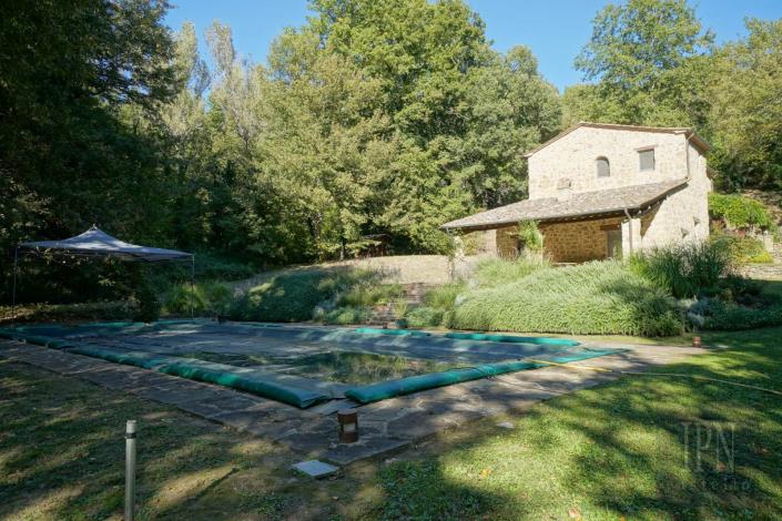Image No.12-Ferme de 4 chambres à vendre à Città di Castello