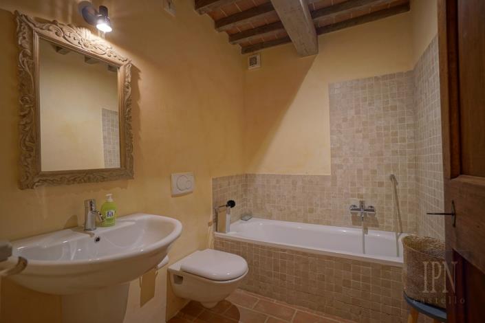 Image No.36-Ferme de 4 chambres à vendre à Città di Castello