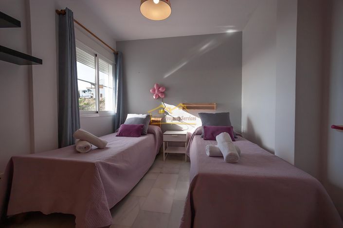 Image No.23-3 Bed House for sale