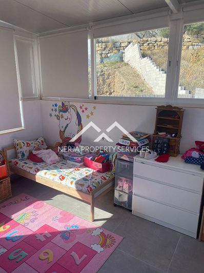 Image No.17-5 Bed Villa for sale