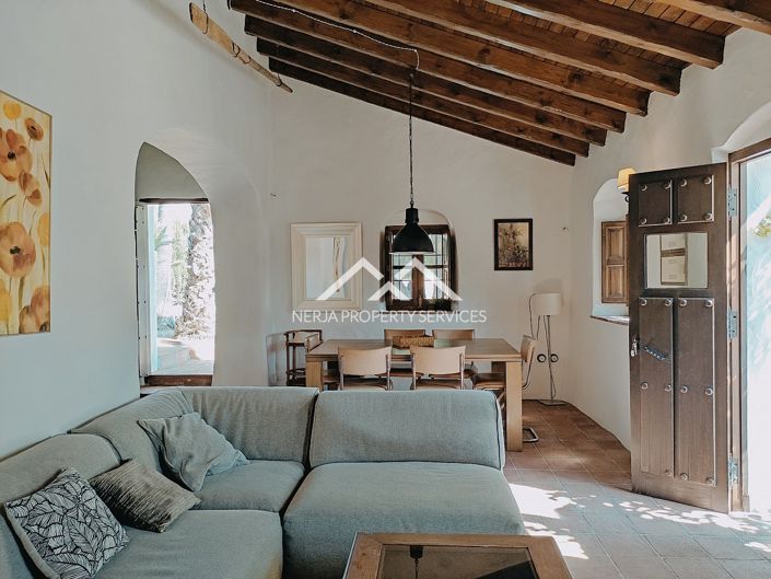 Image No.11-Propriété de 9 chambres à vendre à Frigiliana