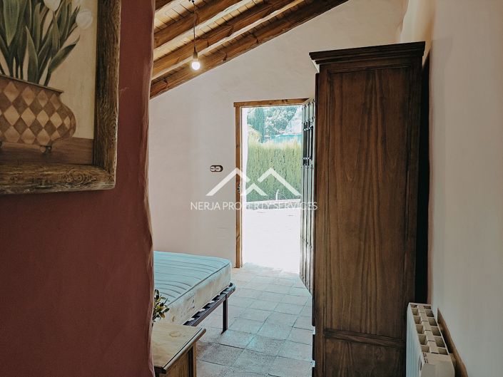 Image No.32-Propriété de 9 chambres à vendre à Frigiliana