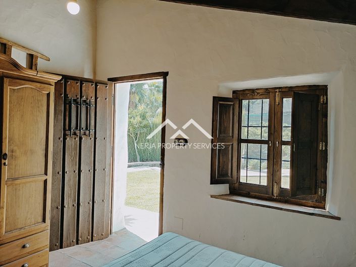 Image No.33-Propriété de 9 chambres à vendre à Frigiliana