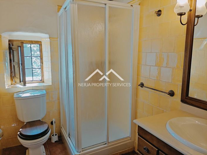 Image No.38-Propriété de 9 chambres à vendre à Frigiliana