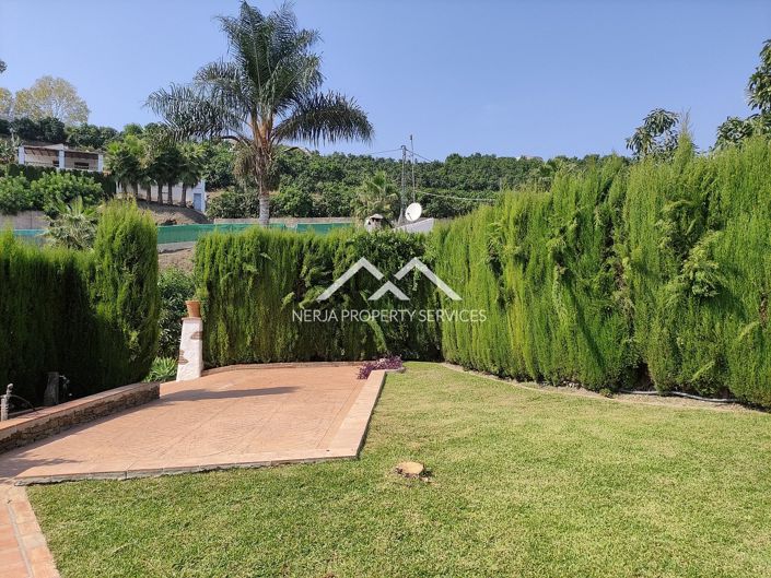 Image No.9-Propriété de 9 chambres à vendre à Frigiliana