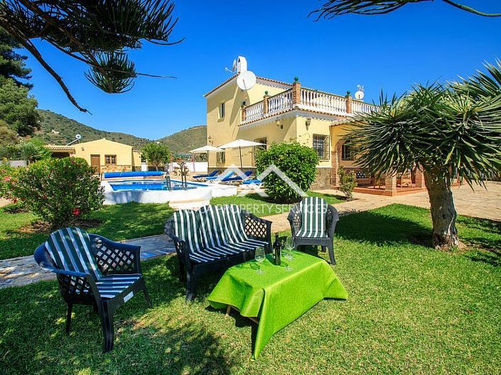 Image No.18-Villa de 4 chambres à vendre à Nerja