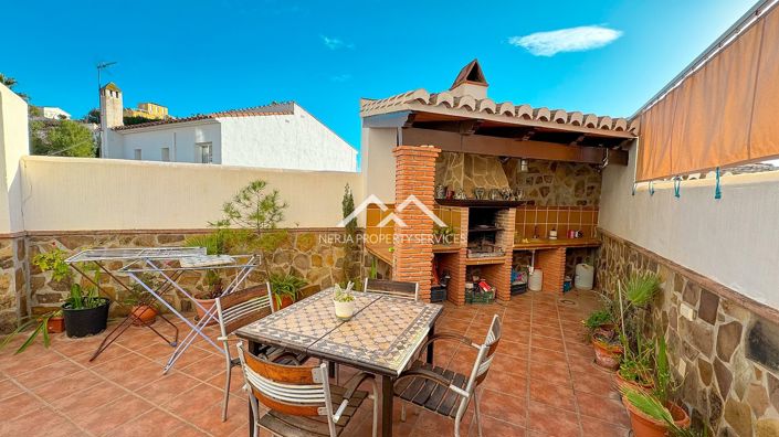 Image No.5-Maison de 4 chambres à vendre à Nerja
