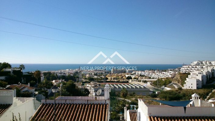 Image No.2-Appartement de 2 chambres à vendre à Nerja