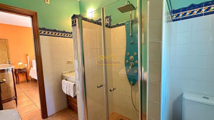 Image No.39-7 Bed Villa for sale