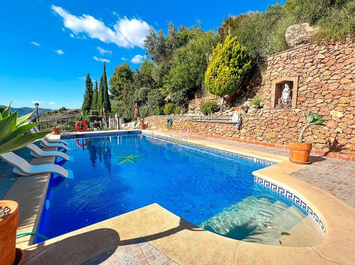 Image No.4-Villa de 6 chambres à vendre à Frigiliana