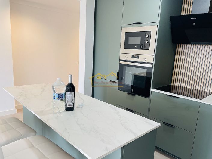 Image No.20-3 Bed Apartment for sale