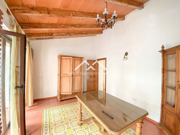 Image No.16-3 Bed House for sale