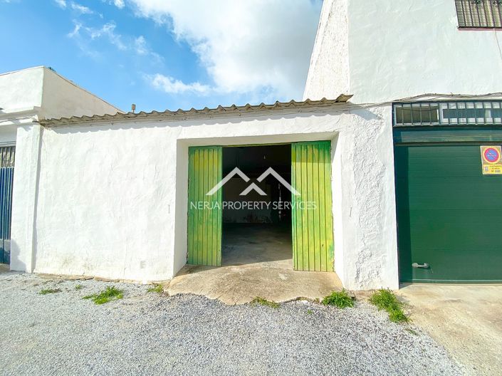 Image No.20-3 Bed House for sale