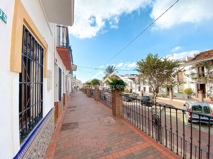 Image No.49-3 Bed House for sale