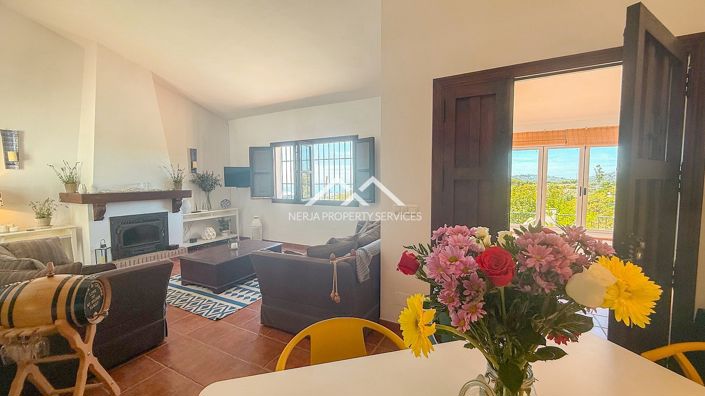 Image No.21-2 Bed Villa for sale