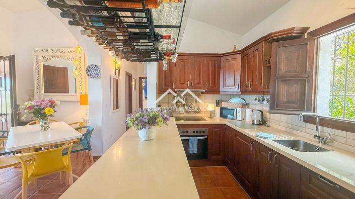 Image No.27-2 Bed Villa for sale