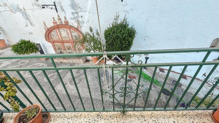 Image No.19-2 Bed Apartment for sale