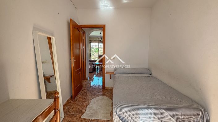 Image No.23-2 Bed Apartment for sale