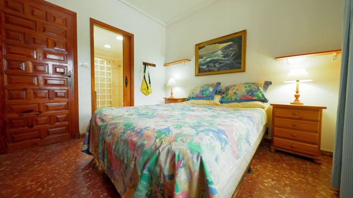 Image No.34-6 Bed Villa for sale