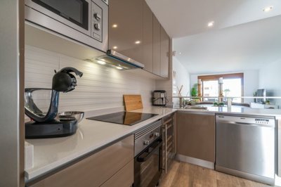 o1i993u6nc14s37nfe38u6p1flr35