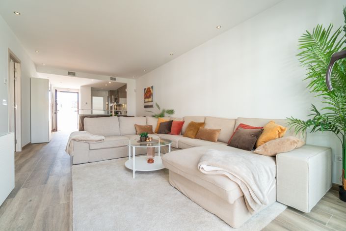 Image No.22-3 Bed Apartment for sale