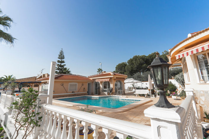 Image No.44-Villa de 5 chambres à vendre à Alicante