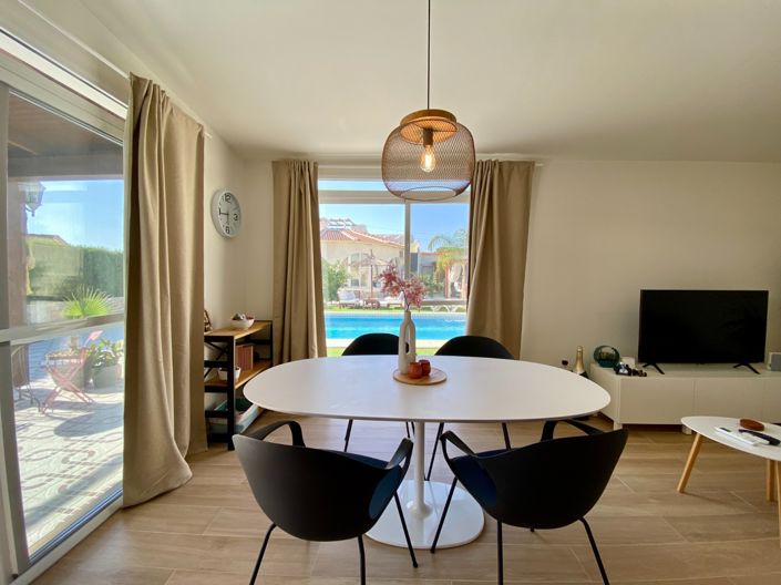 Image No.16-Villa de 4 chambres à vendre à Alicante