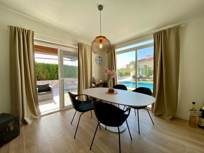 Image No.19-Villa de 4 chambres à vendre à Alicante