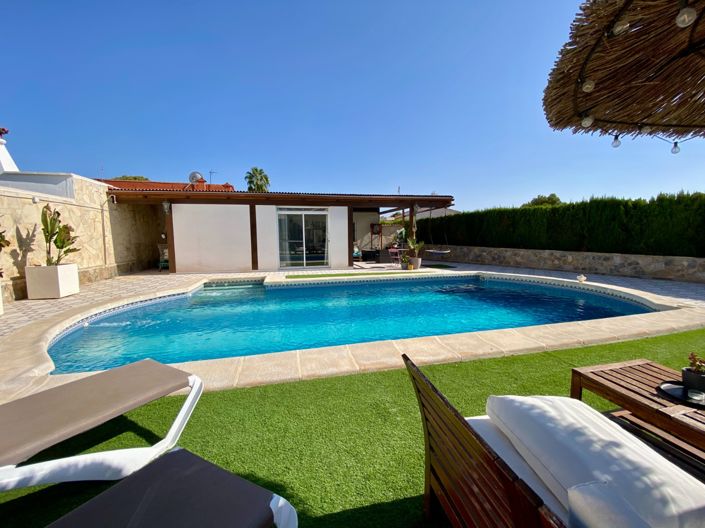 Image No.11-Villa de 4 chambres à vendre à Alicante