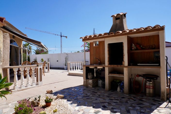 Image No.52-5 Bed Villa for sale