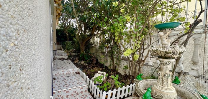 Image No.40-3 Bed Townhouse for sale