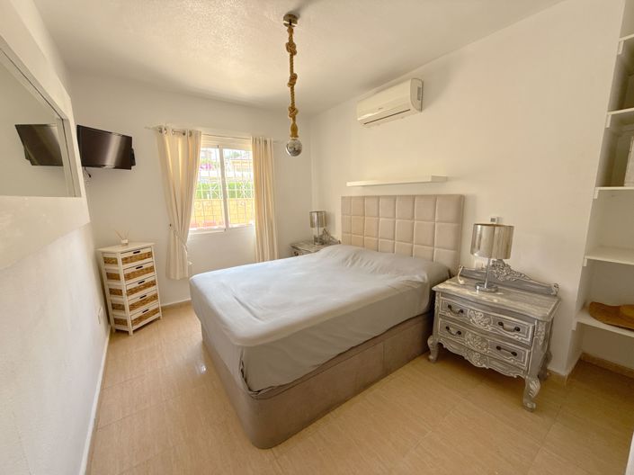 Image No.15-4 Bed Apartment for sale