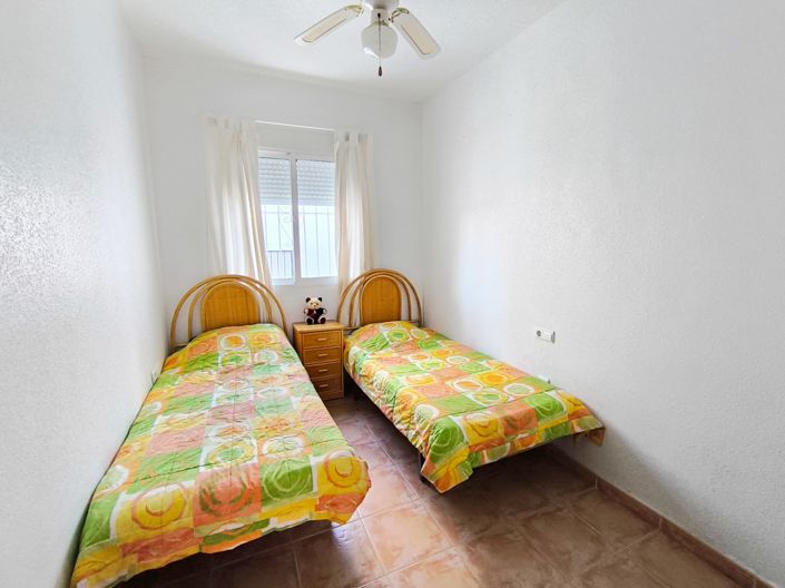 Image No.18-3 Bed Semi-Detached for sale