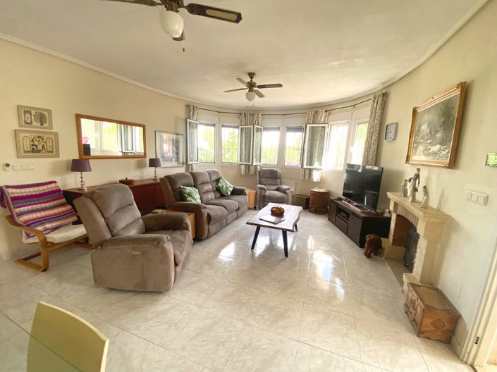 Image No.5-3 Bed Villa for sale