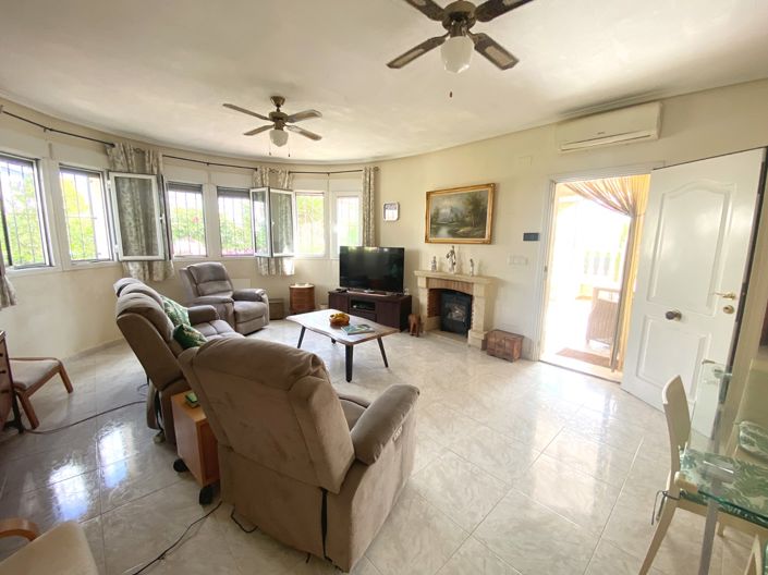 Image No.6-3 Bed Villa for sale