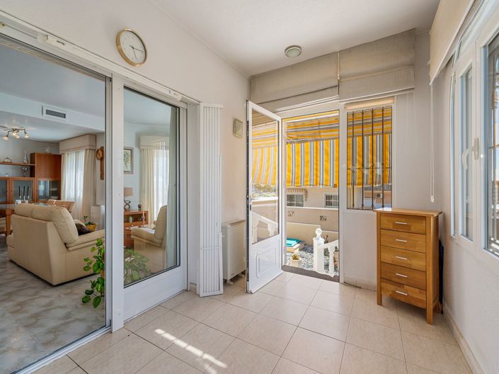 Image No.20-5 Bed Villa for sale