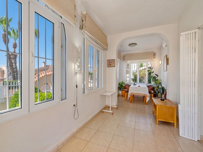 Image No.21-5 Bed Villa for sale