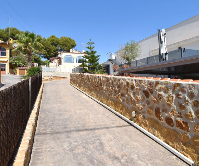 Image No.29-3 Bed Villa for sale