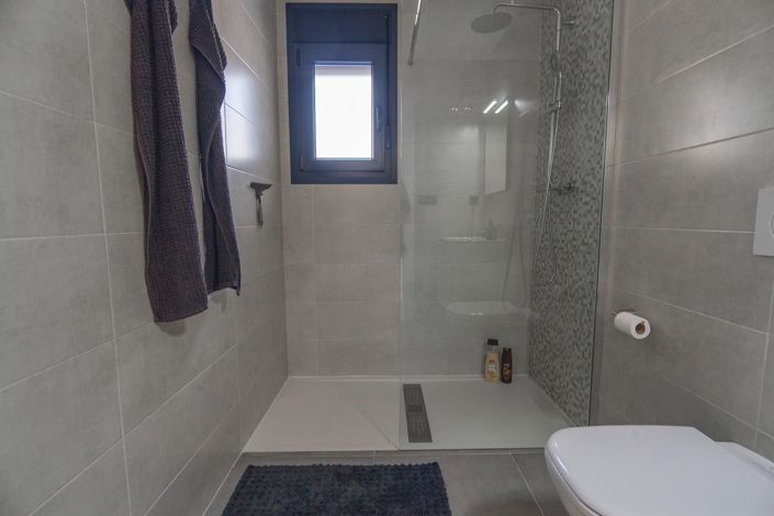 Image No.14-2 Bed Villa for sale