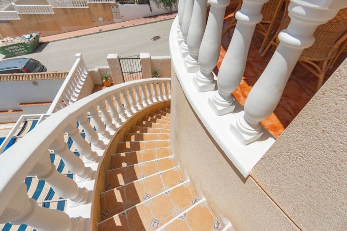 Image No.31-3 Bed Villa for sale