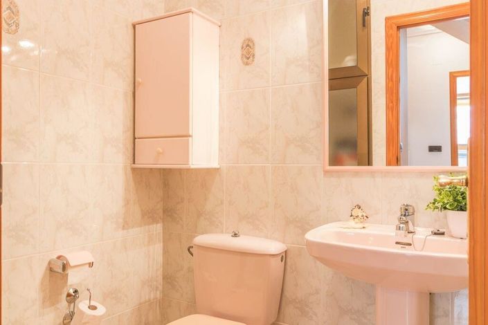 Image No.10-3 Bed Villa for sale